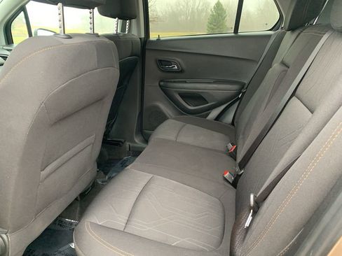 Used 2018 Chevrolet Trax LT image 14
