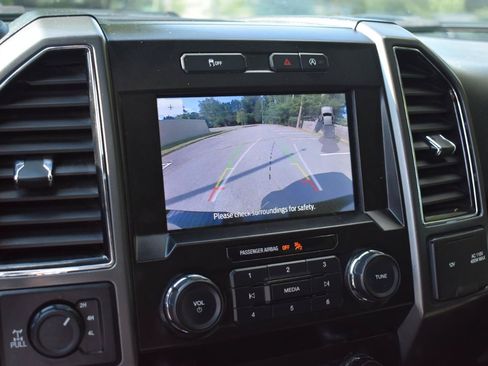 Used 2020 Ford F150 XLT w/ Equipment Group 302A Luxury AWD/4WD image 34