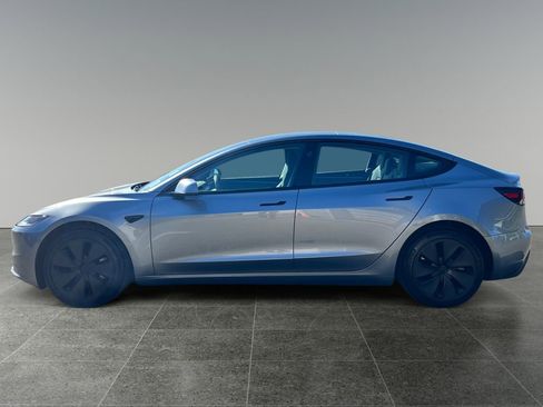 Used 2025 Tesla Model 3 Long Range RWD image 6