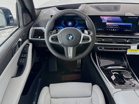 New 2026 BMW X7 xDrive40i w/ M Sport Package image 24