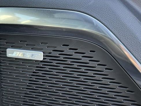 Used 2024 GMC Acadia Elevation image 34