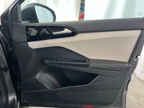 Certified 2025 Volkswagen Taos S image 12