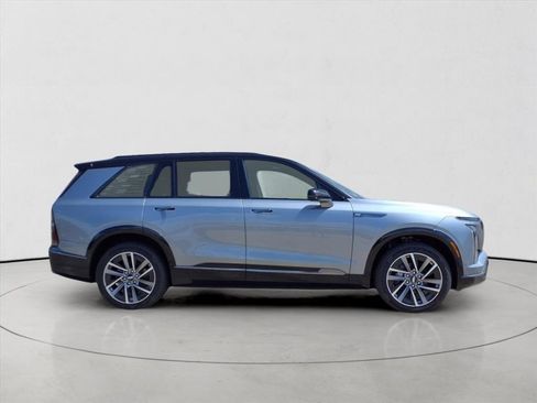 New 2026 Cadillac Vistiq Sport image 8