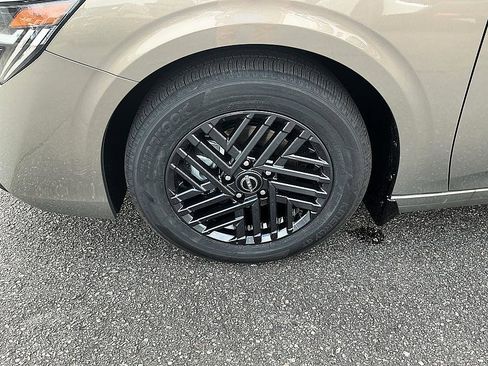 New 2026 Nissan Sentra SV image 7