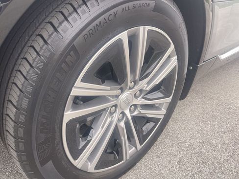 Certified 2024 Cadillac Lyriq Luxury image 10