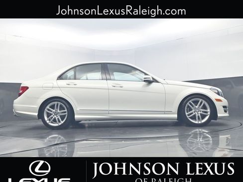 Used 2012 Mercedes-Benz C 300 4MATIC Sedan image 21