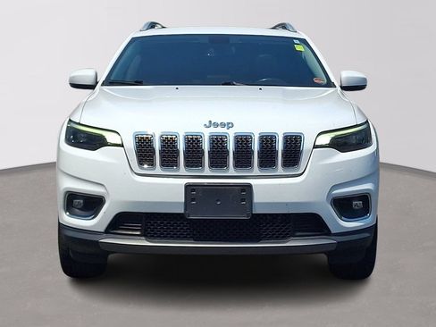Used 2019 Jeep Cherokee Limited AWD/4WD image 2