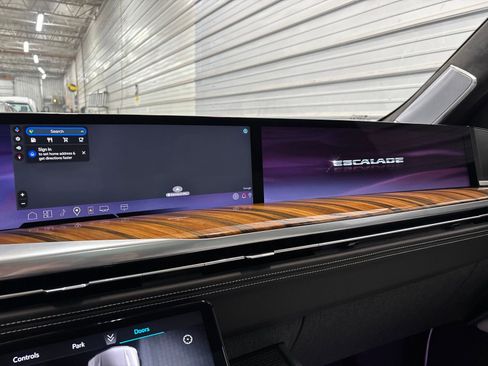 Used 2025 Cadillac Escalade Sport Platinum image 20