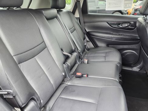 Used 2019 Nissan Rogue SL AWD/4WD image 21