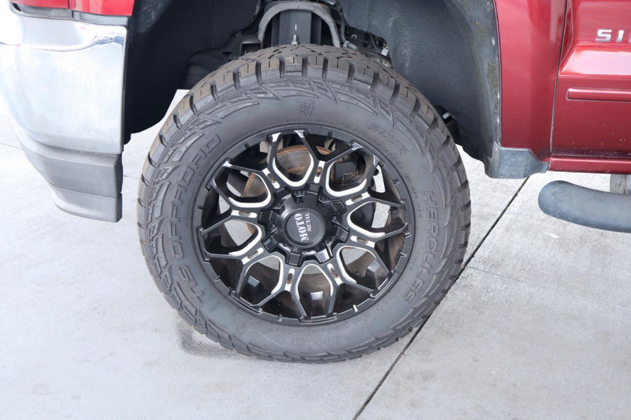 Used 2017 Chevrolet Silverado 1500 LT w/ Trailering Package RWD image 12