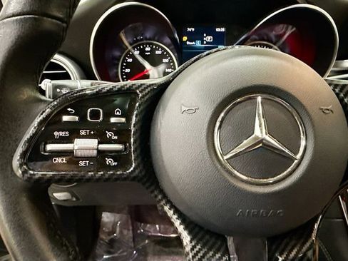 Used 2021 Mercedes-Benz GLC 300 image 27