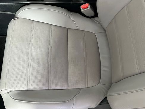Used 2019 Honda CR-V EX-L image 18