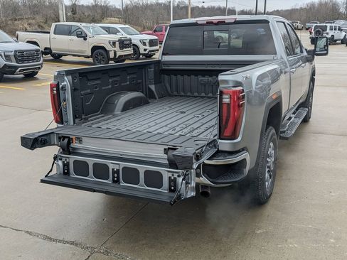 New 2026 GMC Sierra 2500 SLT w/ SLT Convenience Package image 13