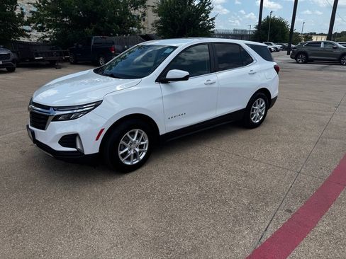 Used 2022 Chevrolet Equinox LT FWD image 3