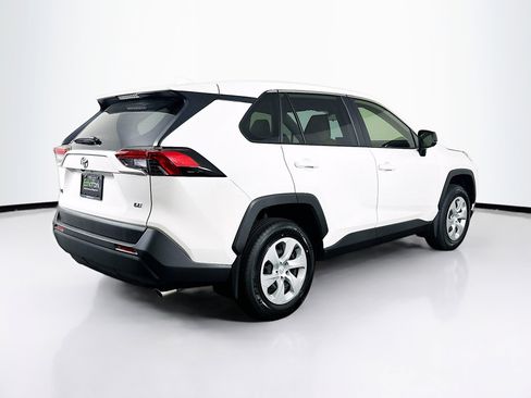 Used 2025 Toyota RAV4 LE image 9