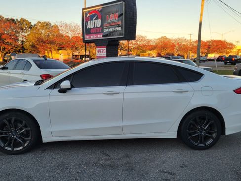 Used 2018 Ford Fusion S w/ Equipment Group 101A image 2