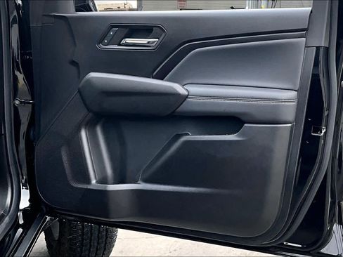 Used 2024 GMC Canyon Elevation w/ Elevation Premium Package image 23