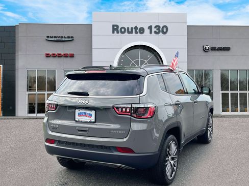 Used 2023 Jeep Compass Limited w/ Elite Group AWD/4WD image 4
