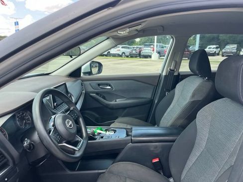 Used 2023 Nissan Rogue SV FWD image 14