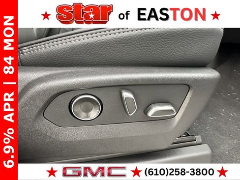 New 2026 GMC Sierra 2500 Denali w/ Denali Reserve Package image 9