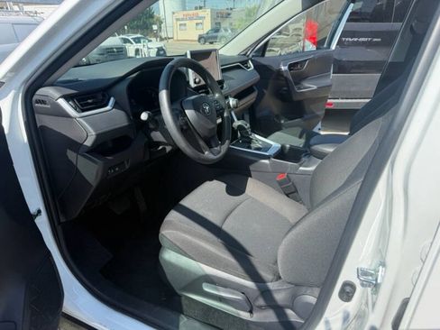 Used 2025 Toyota RAV4 LE FWD image 20