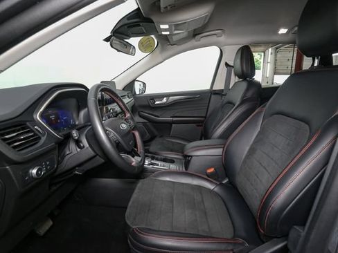 Used 2022 Ford Escape SEL w/ SEL Stealth AWD Package image 38