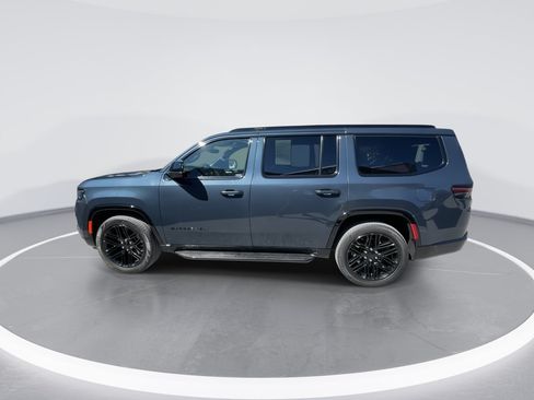 Used 2024 Jeep Wagoneer Series II AWD/4WD image 5