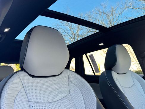 New 2026 Volkswagen Tiguan SEL R-Line image 16