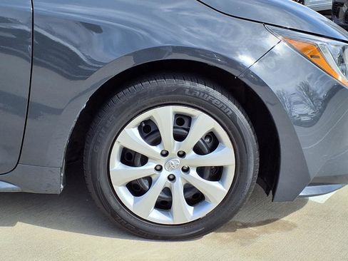 Used 2024 Toyota Corolla LE image 9
