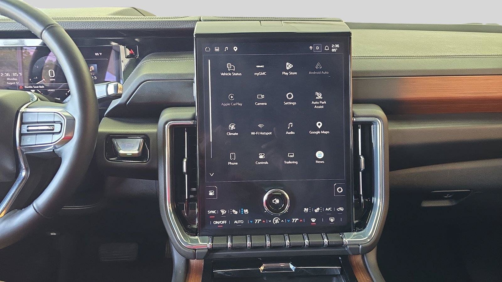 Used 2025 GMC Yukon Denali AWD/4WD image 22
