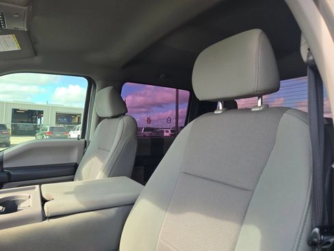 Used 2020 Ford F250 XL w/ STX Appearance Package AWD/4WD image 9