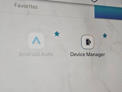 Used 2024 Jeep Wrangler Unlimited image 13