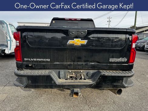 Used 2023 Chevrolet Silverado 2500 High Country w/ Z71 Off-Road Package image 5