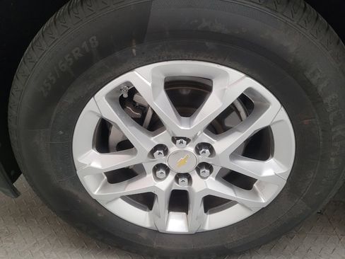 Used 2019 Chevrolet Traverse LT FWD image 31