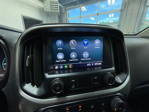 Used 2022 Chevrolet Colorado LT w/ Fleet Safety Package RWD image 16