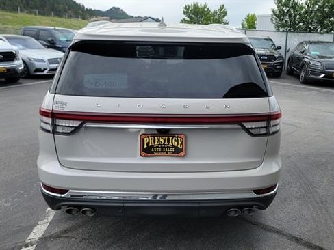 Used 2020 Lincoln Aviator Reserve w/ Equipment Group 202A AWD/4WD image 7