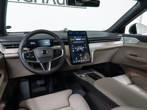 New 2026 Volvo EX90 Ultra AWD/4WD image 16