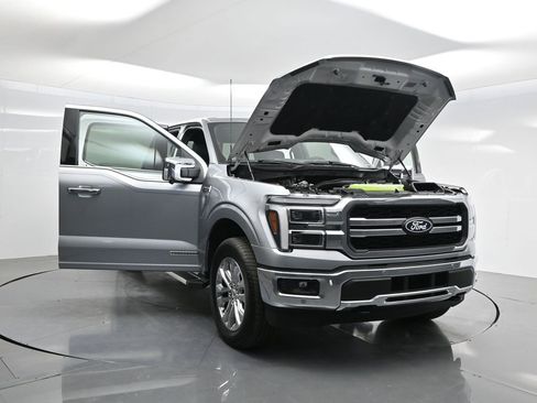 Used 2025 Ford F150 Lariat w/ Equipment Group 501A Mid AWD/4WD image 36