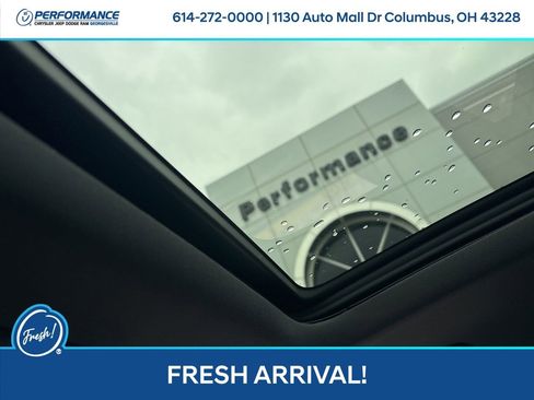 Used 2021 Volkswagen Atlas Cross Sport SEL image 25