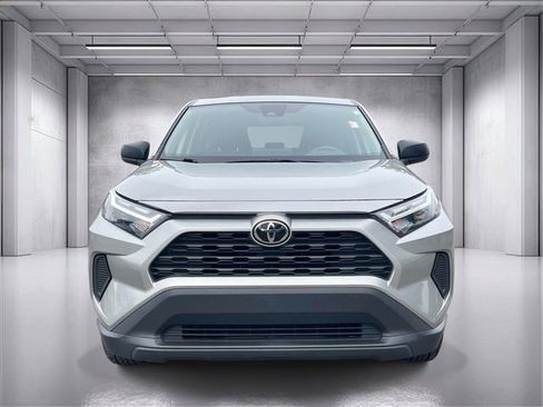 Used 2023 Toyota RAV4 LE FWD image 8