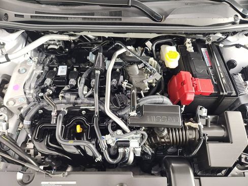 Certified 2025 Nissan Sentra SR FWD image 31