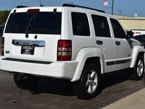 Used 2012 Jeep Liberty Sport AWD/4WD image 10