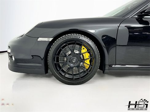 Used 2011 Porsche 911 Turbo S image 18