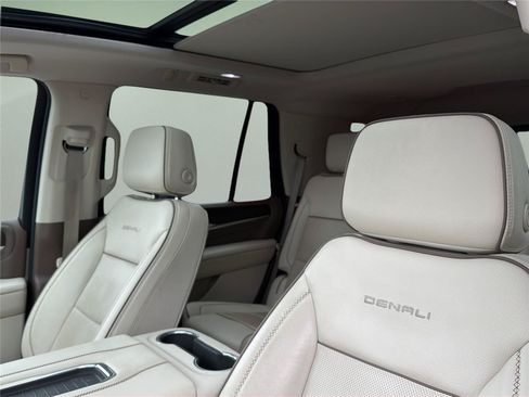 Used 2023 GMC Yukon Denali AWD/4WD image 27