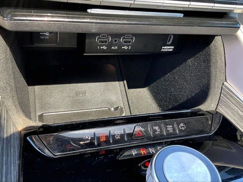 Used 2022 Jeep Wagoneer Series II w/ Premium Group I RWD image 30
