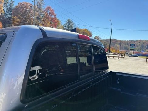 Used 2014 Toyota Tacoma 4x4 Double Cab w/ SR5 Package image 45