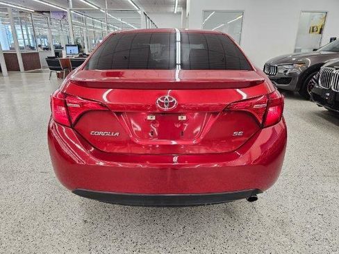 Used 2018 Toyota Corolla SE FWD image 5