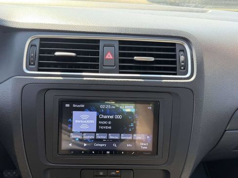 Used 2014 Volkswagen Jetta S FWD image 30