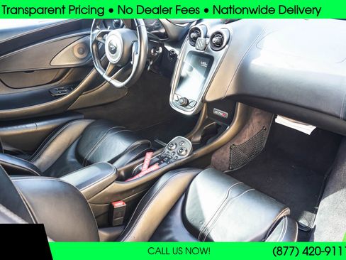 Used 2016 McLaren 570S Coupe 2D image 24