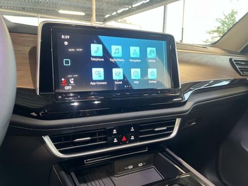 New 2026 Volkswagen Atlas SE FWD image 17